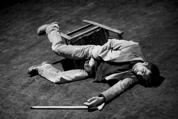 A performance moment from From the Environs of Milad, directed by Hamid Dehghani.